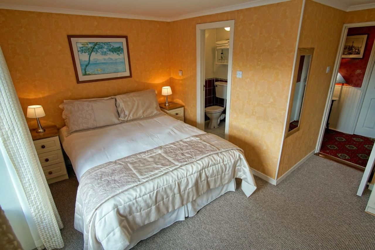 Гостевой дом Murphys Farmhouse B&B Каслмейн